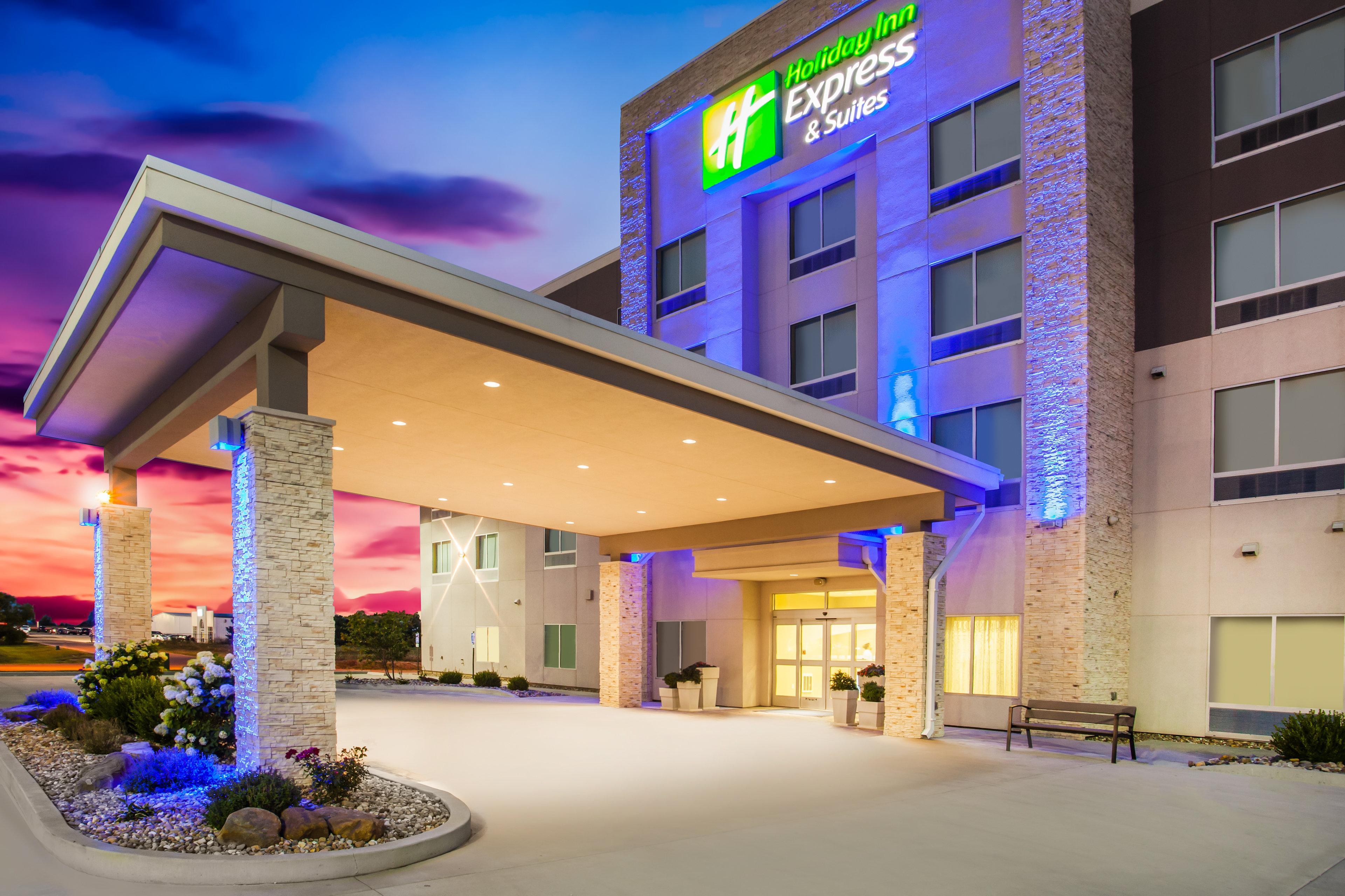 Holiday Inn Express & Suites Litchfield By Ihg Exterior foto